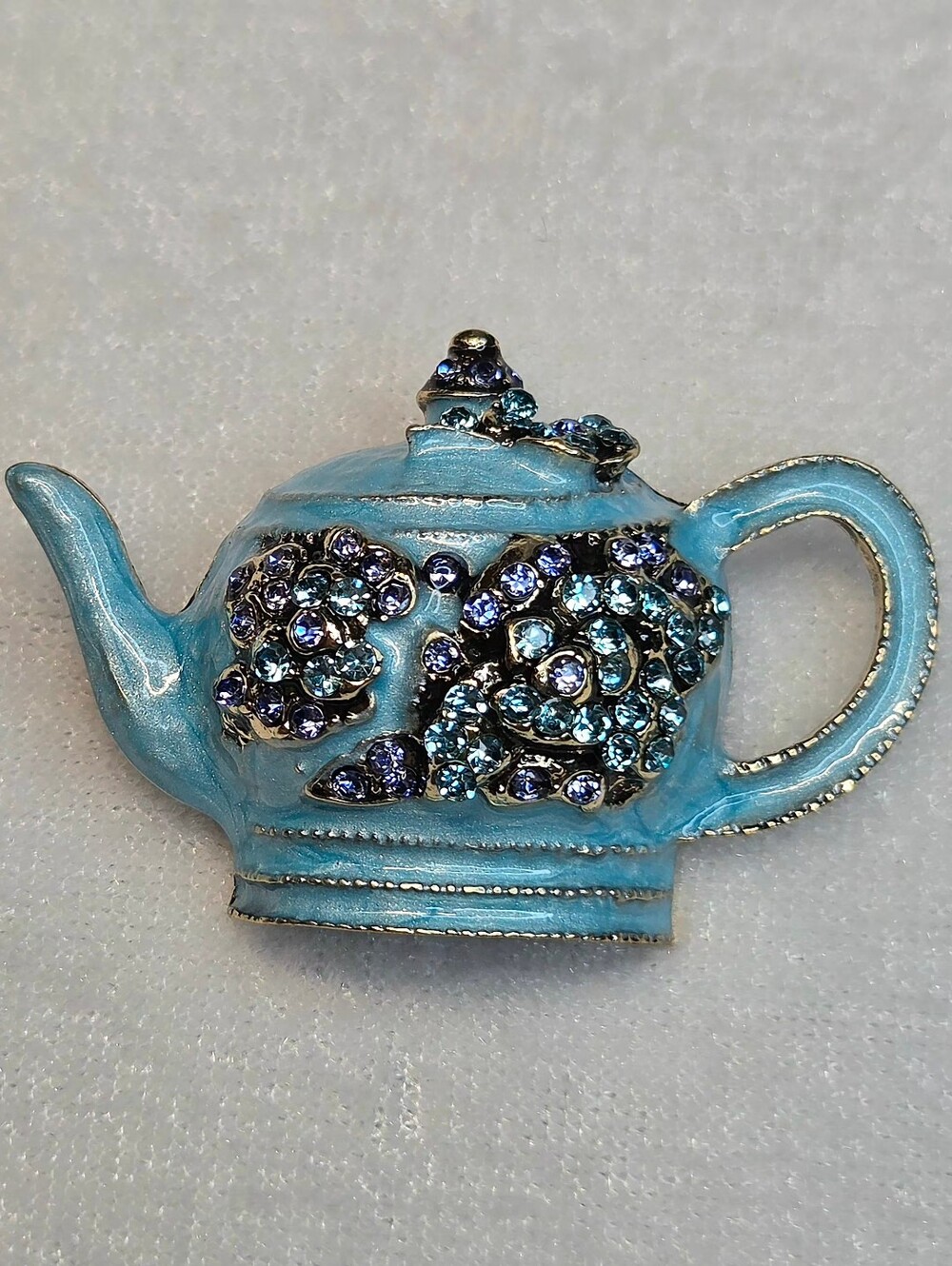 New Vintage-style Enameled Rhinestone Teapot Brooch / Pin